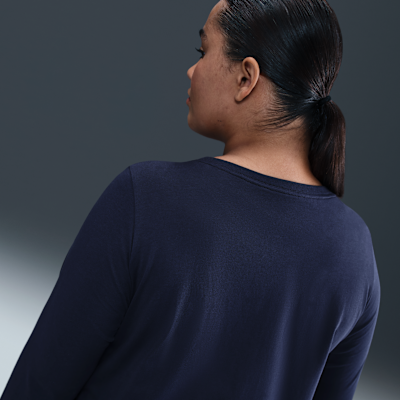 Nike Sportswear Club Women's Long-Sleeve T-Shirt (Plus Size)