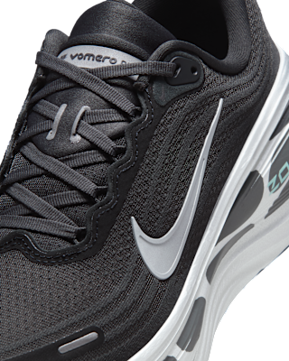 Nike Vomero Plus