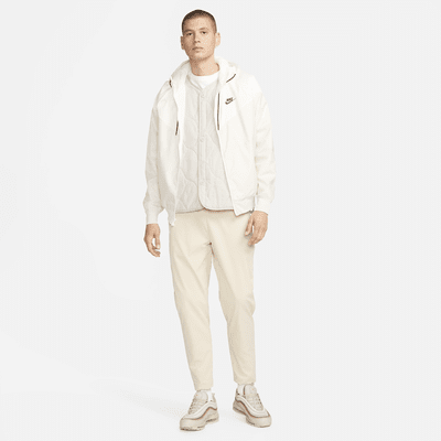 Pants entallados de tejido Woven para hombre Nike Club