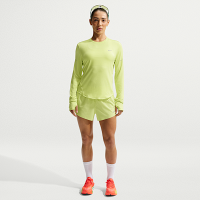 Shorts de correr Dri-FIT de tiro medio de 7 cm con forro de ropa interior para mujer Nike Swift