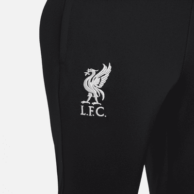 Liverpool F.C. Strike Older Kids' Nike Dri-FIT Hooded Football Tracksuit