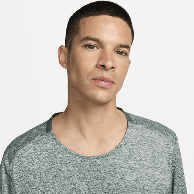 Nike Rise 365 Dri-FIT Kurzarm-Laufoberteil für Herren