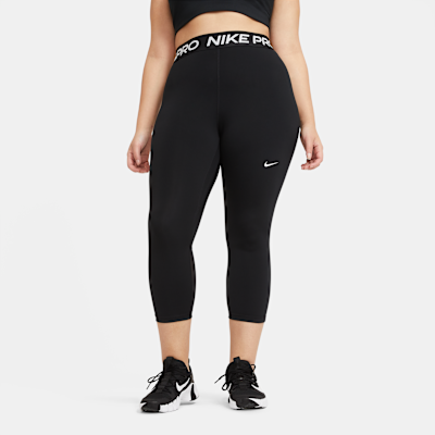 Nike Pro Korte legging met halfhoge taille voor dames (Plus Size). Nike BE