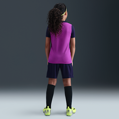 Koszulka piłkarska z krótkim rękawem dla dużych dzieci Nike Dri-FIT FC Barcelona Strike