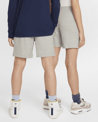 Nike Sportswear Club