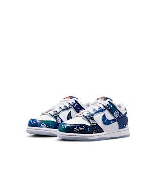 Nike Dunk 低筒鞋 x 樂高® 系列