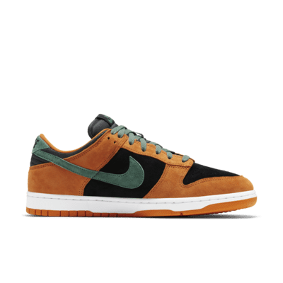 Nike Dunk Low SP Shoe