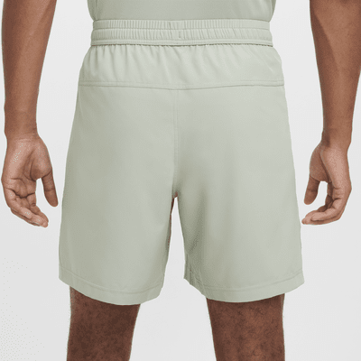 Shorts Dri-FIT de 18 cm versátiles sin forro para hombre Nike Form