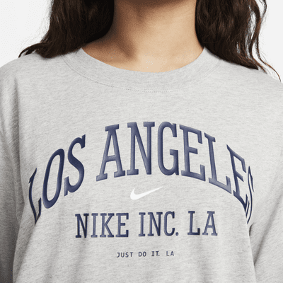 White Nike NBA LA Lakers Essential Graphics T-Shirt