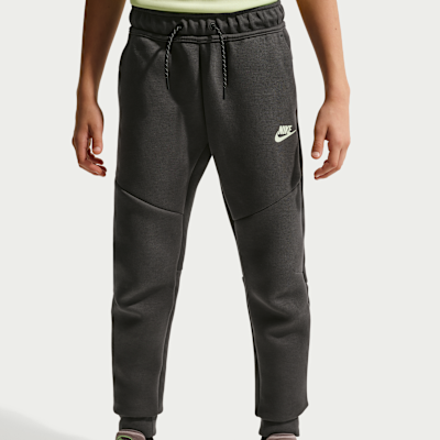 Nike Sportswear Tech Fleece Older Kids' Joggers