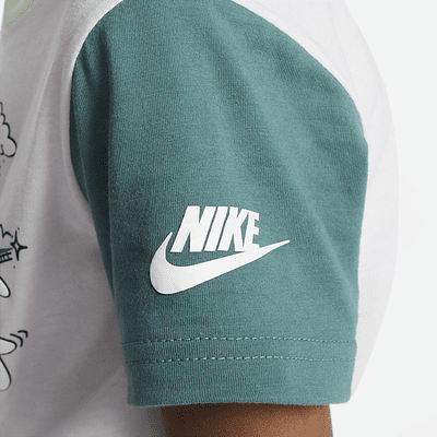 Nike Sportswear Create Your Own Adventure Little Kids' T-Shirt and Shorts Set