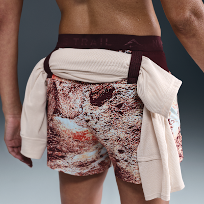 Nike Trail Pantalons curts de running de tir mitjà amb eslip integrat Dri-FIT de 10 cm - Dona