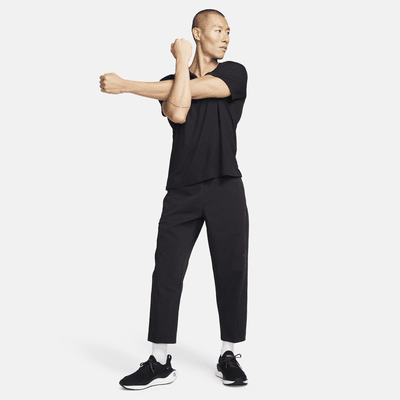 Nike A.P.S. Pants versátiles de tejido Woven Dri-FIT para hombre