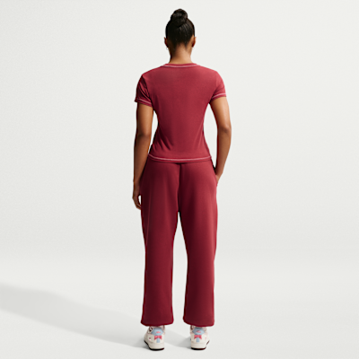 Nike Sportswear Chill Knit Women's Slim Short-Sleeved Cropped T-Shirt
