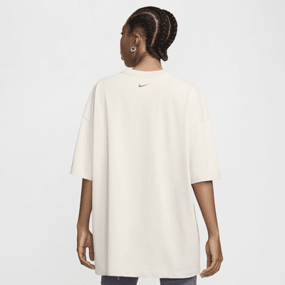 Playera Nike Sportswear Essential oversized para mujer