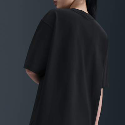 เสื้อยืดแขนสั้นขนาดโอเวอร์ไซส์ผู้หญิง Nike Sportswear