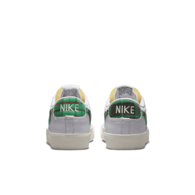 Nike Blazer Low '77 Premium Men's Shoes. Nike IN