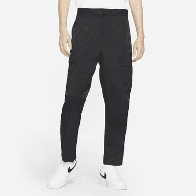 Pantaloni cargo in tessuto non foderati Nike Sportswear Tech Essentials -  Uomo. Nike IT
