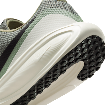 Nike Revolution 8 Men's Road Running Shoes
