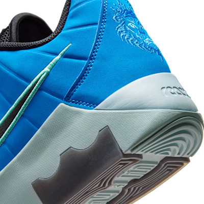 LeBron Witness IX EP 籃球鞋