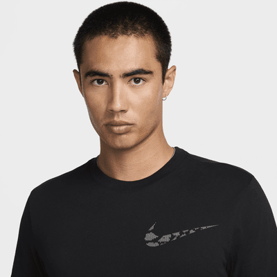 เสื้อยืดวิ่งผู้ชาย Dri-FIT Nike Running Division