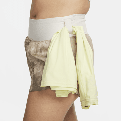 Shorts da running Repel a vita media con slip foderati 8 cm Nike Trail – Donna