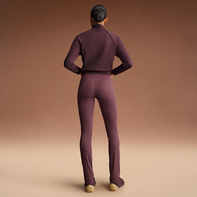 NikeSKIMS Matte Women's High-Waisted V-Panel Straight Leggings