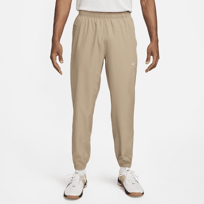 Nike Tapered Versatile Pants. Nike.com