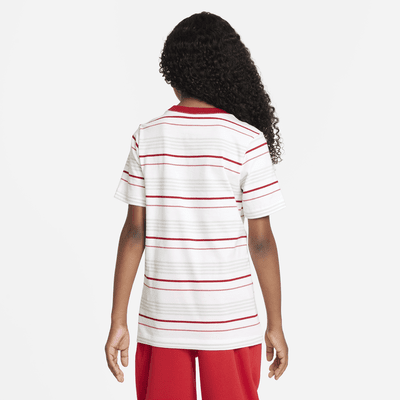 Nike Sportswear Older Kids' T-Shirt
