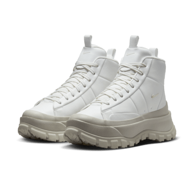 Nike Blazer Roam Mid Women's Winterized Shoes