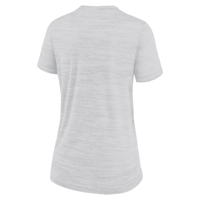 Playera con cuello en V para mujer Nike Dri-FIT City Connect Velocity ...