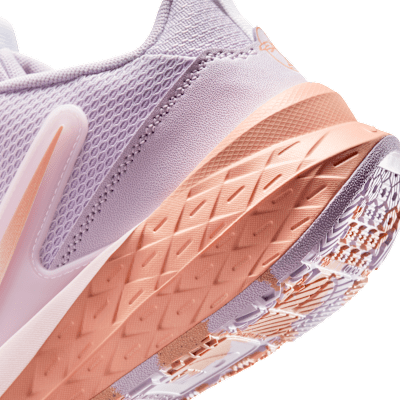 Nike Team Hustle D 12 Big Kids' Basketball Shoes
