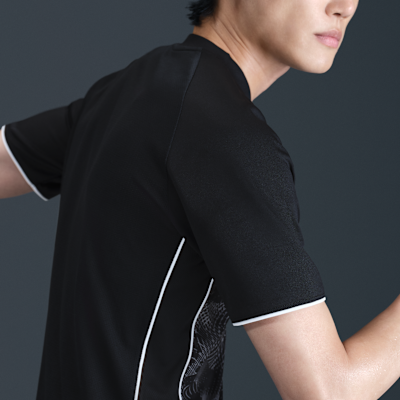 Nike Academy+ Men's Dri-FIT Short-Sleeve Football Shirt