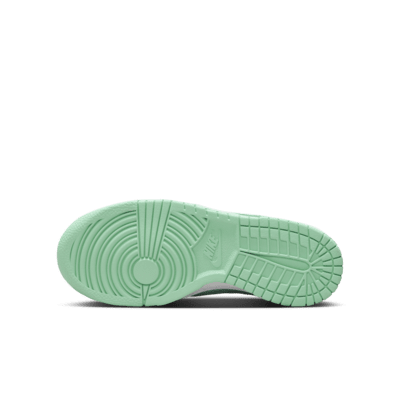 Nike Dunk Low | Image 1