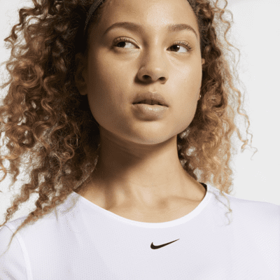 Nike Pro Women's Short-Sleeve Training Top. Nike MY