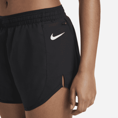 Γυναικείο σορτς για τρέξιμο Nike Tempo Luxe 8 cm