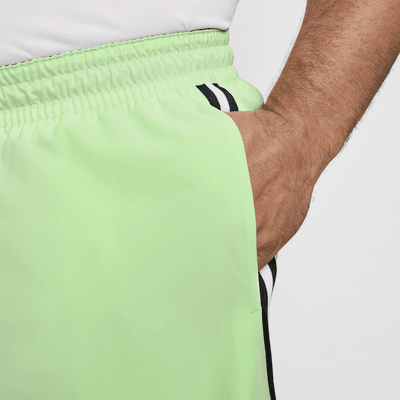 Shorts de básquetbol de tejido Woven UV Dri-FIT de 15 cm para hombre Nike DNA