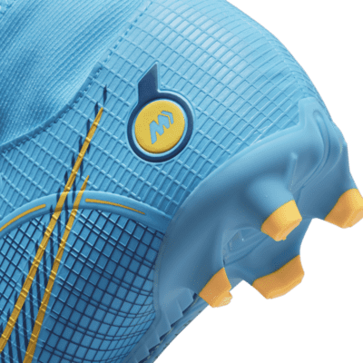 Calzado de fútbol para terrenos múltiples para niños de preescolar y grandes Nike Jr. Mercurial Superfly 8 Academy MG