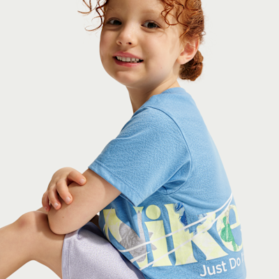 Playera de corte cuadrado infantil Nike Move With Nature