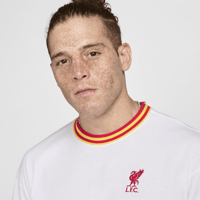 Playera de fútbol Nike para hombre Liverpool FC Premium Essential