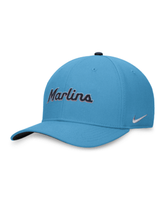 Chicago Cubs Classic99 Swoosh Men's Nike Dri-FIT MLB Hat.