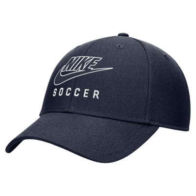 Gorra de fútbol Dri-FIT Futura Swoosh con estructura Nike Club