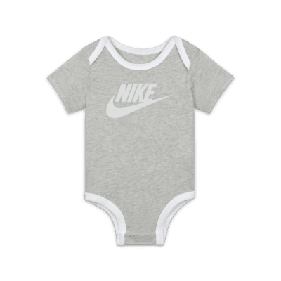 Set Nike Core med bucket hat och body för baby