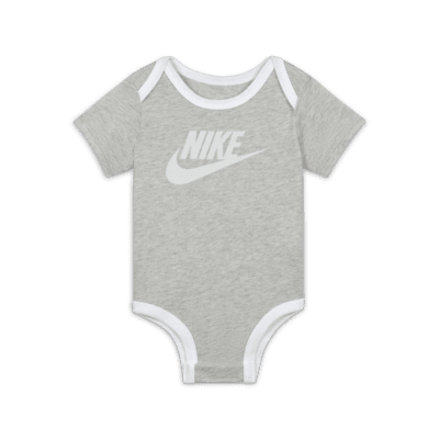 Nike Core Bucket Hat and Bodysuit Set Baby 2-Piece Set. Nike IE