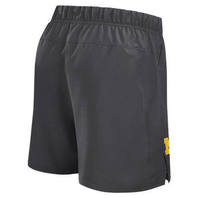 Shorts universitarios marca Jordan Dri-FIT para hombre Michigan Primetime Victory Primary Logo