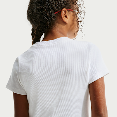 Nike Sportswear Older Kids' (Girls') Slim Cropped Ribbed T-Shirt