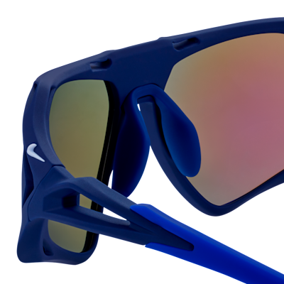 Nike Zeus Rise zonnebril met spiegeleffect