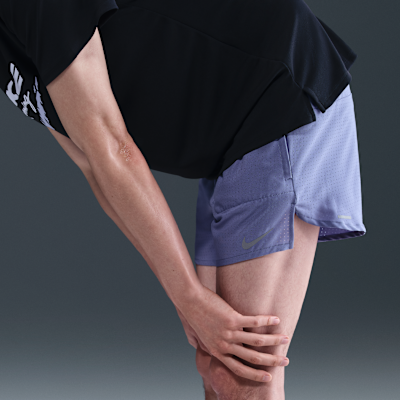 나이키 스트라이드 남성 드라이 핏 5인치 브리프 라인드 천공 러닝 쇼츠