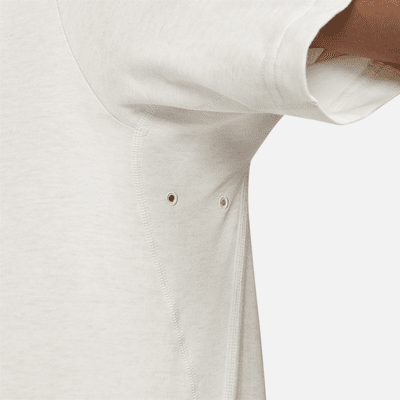 Nike Primary Men's Dri-FIT Short-Sleeve Versatile Top