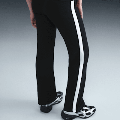 Nike Sportswear Pantalón de tejido Woven y talle alto - Mujer
